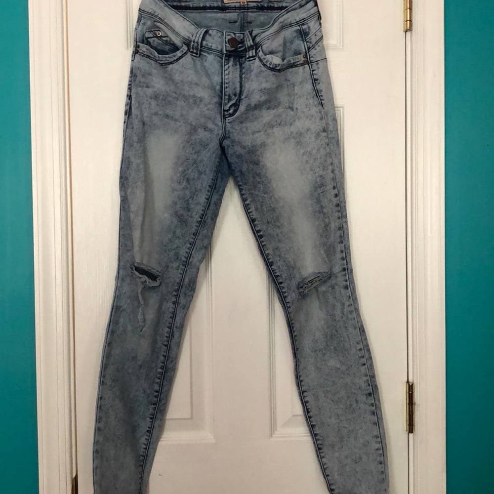 Mid rise jeans